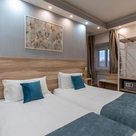 Leone D'Oro Guesthouse - Close To Piazza Vittorio Rome Luaran gambar