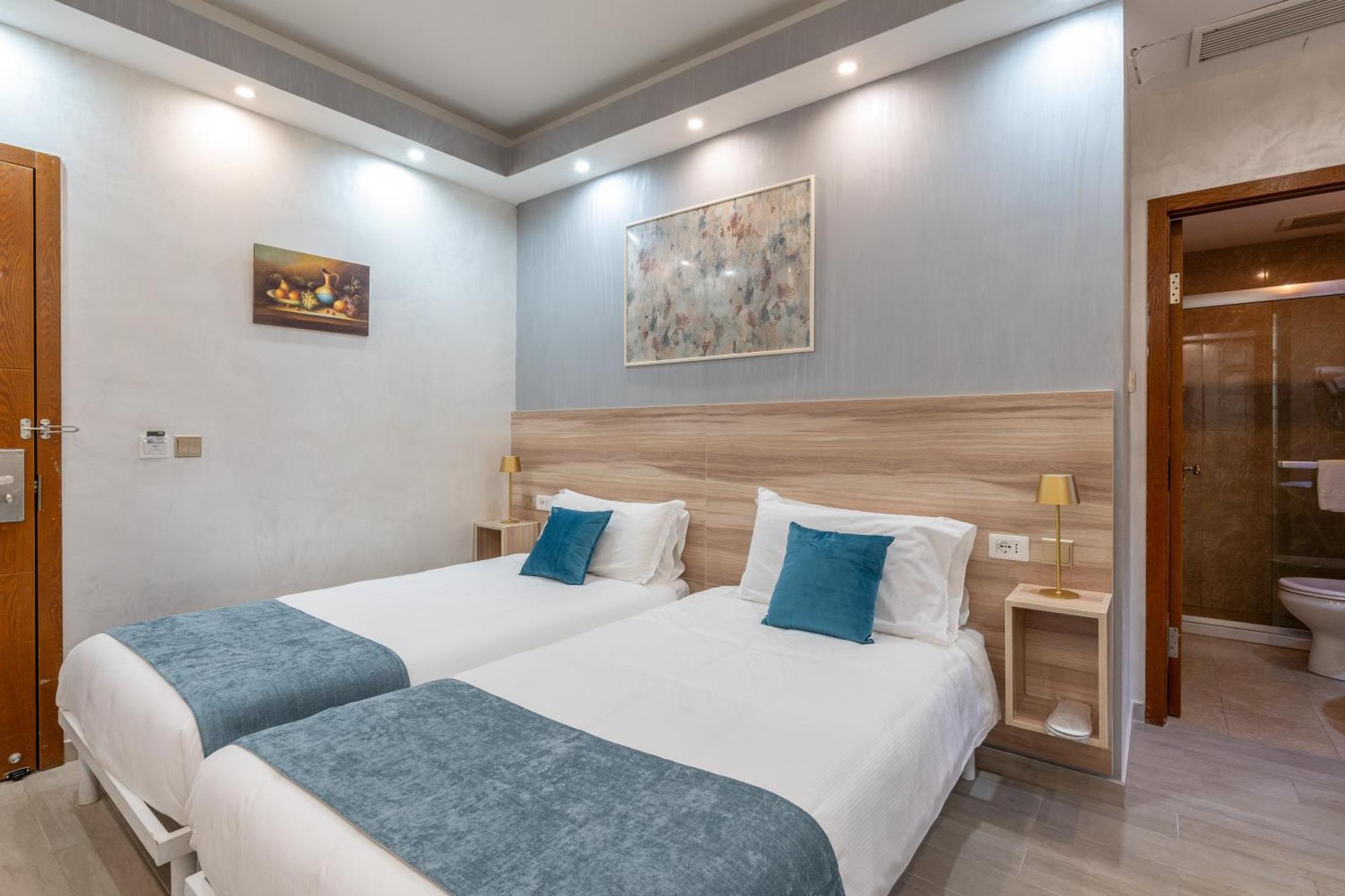 Leone D'Oro Guesthouse - Close To Piazza Vittorio Rome Luaran gambar